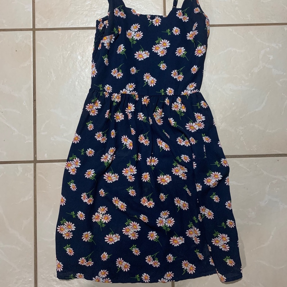 Floral Dress - Picture 2 of 3